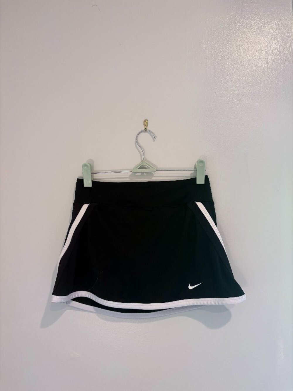 Nike Dri-FIT Black Tennis Skort Athletic Golf Skirt Built-In Shorts Size M